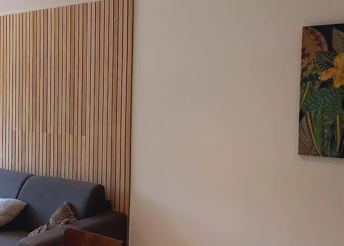 Apartamento Le Regency, Familial Au Cœur Du Centre-ville, Des Célèbres Jardins Biovès, Et Seulement à 1 Minute à Pied De La