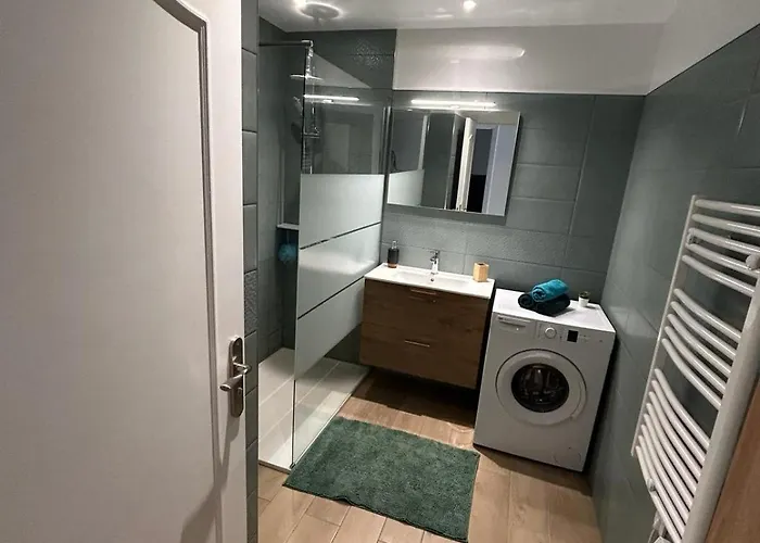 Le Regency, Familial Au Cœur Du Centre-ville, Des Célèbres Jardins Biovès, Et Seulement à 1 Minute à Pied De La Apartamento *