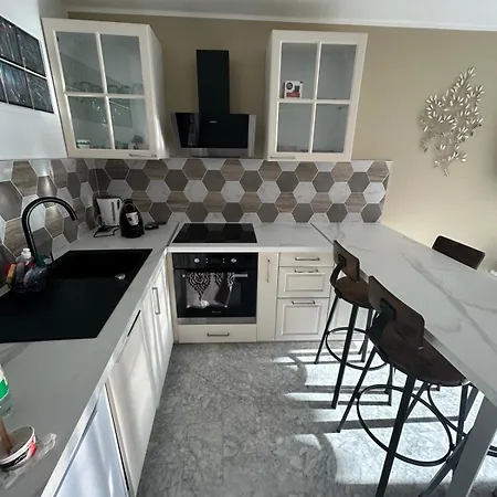 Immeuble Le Regency, 4 Pieces, 80 Metres De La * Menton